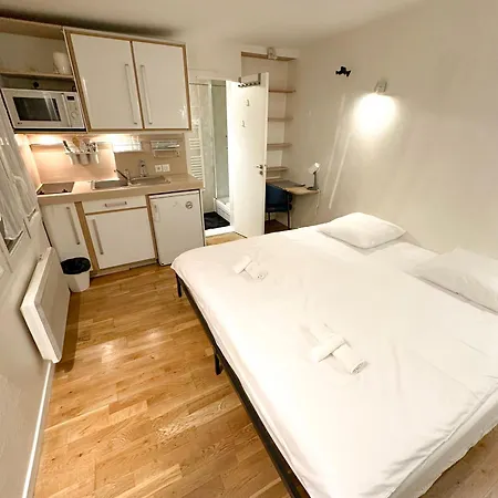 Appartamento A Comfortable In Downtown *